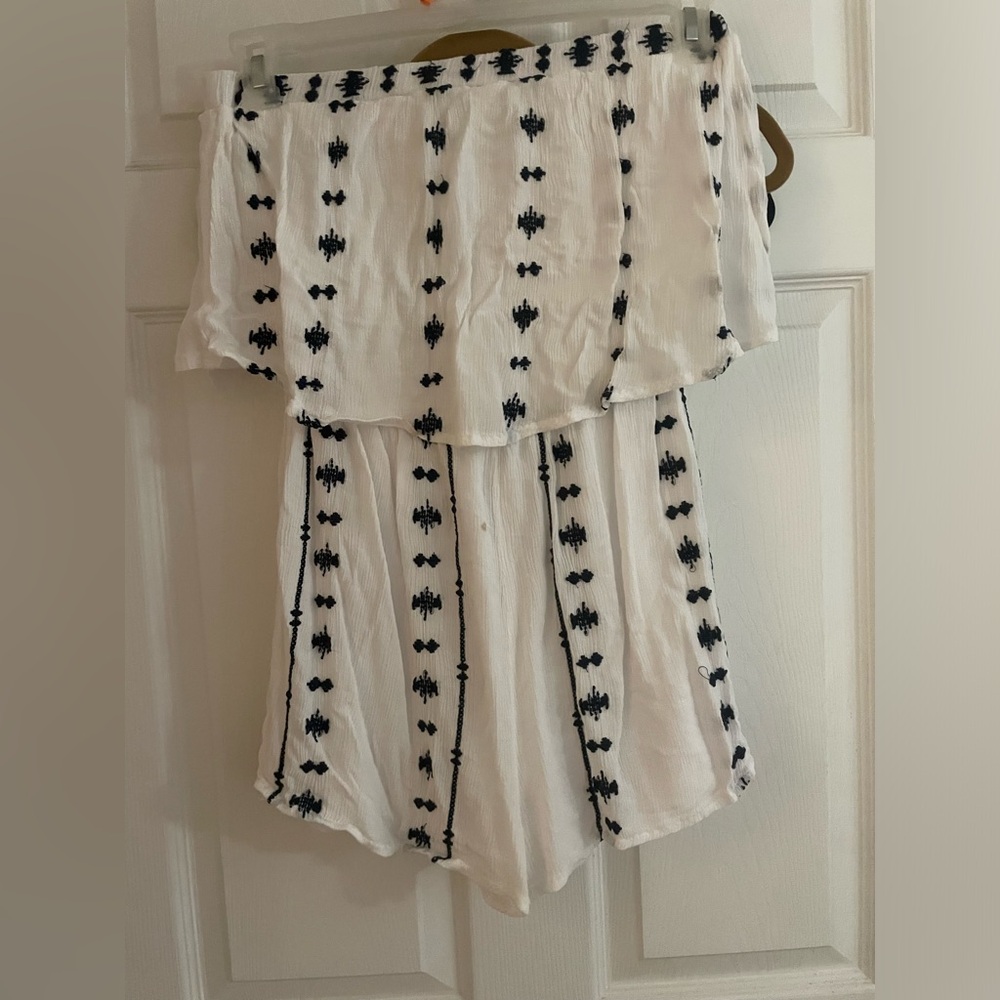 Japna Strapless Romper White with Blue Embroidered Ruffle Size Medium